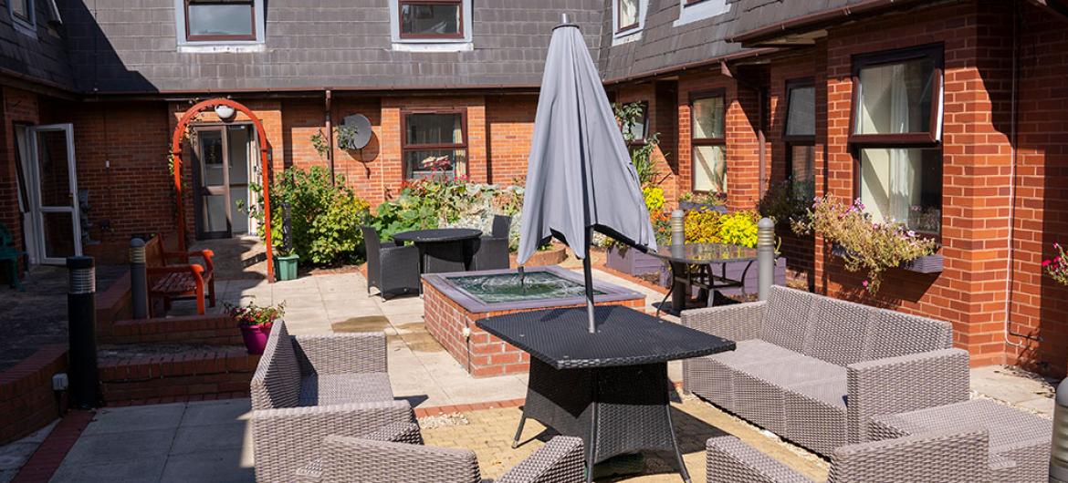 Outdoor seating area at Ravenhurst Care Home in Stourport-on-Severn
