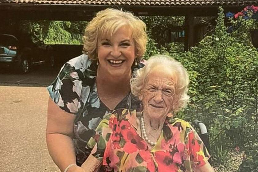 Caroline and mum Mary, who is a resident at our Basingfield Court Residential Care Home, our care home in Hampshire 