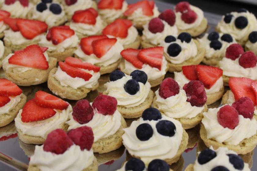 Scones with cream and fresh fruit