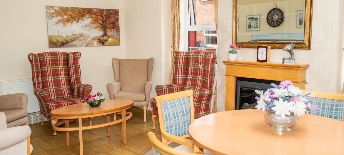 Ravenhurst - Living room