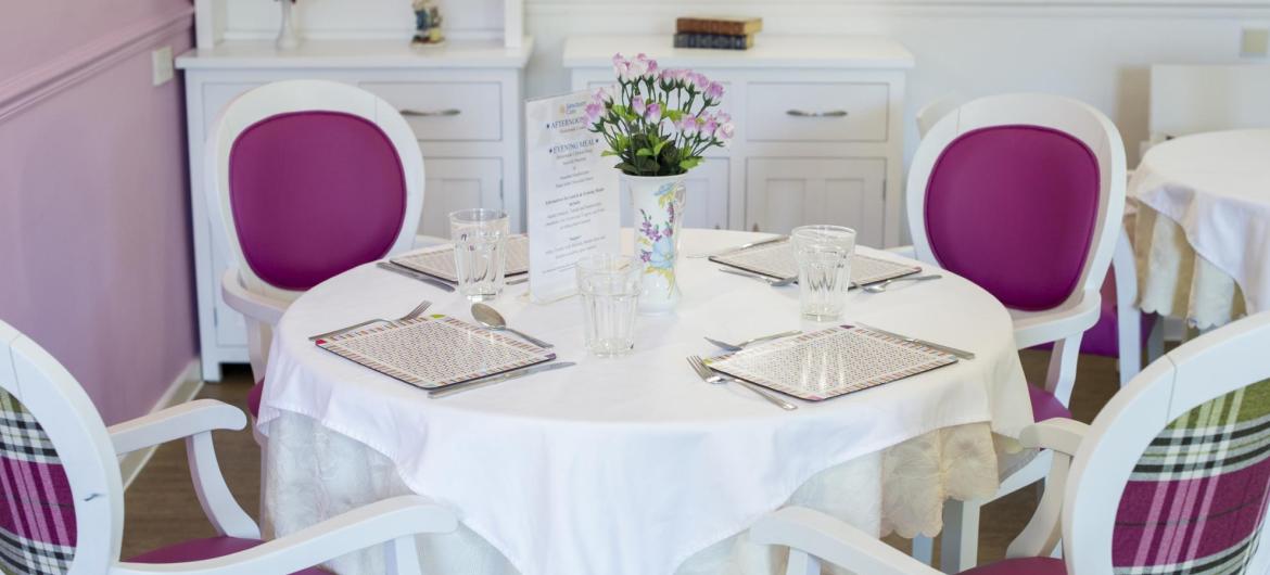 dining room at Parkview House Residential Care Home