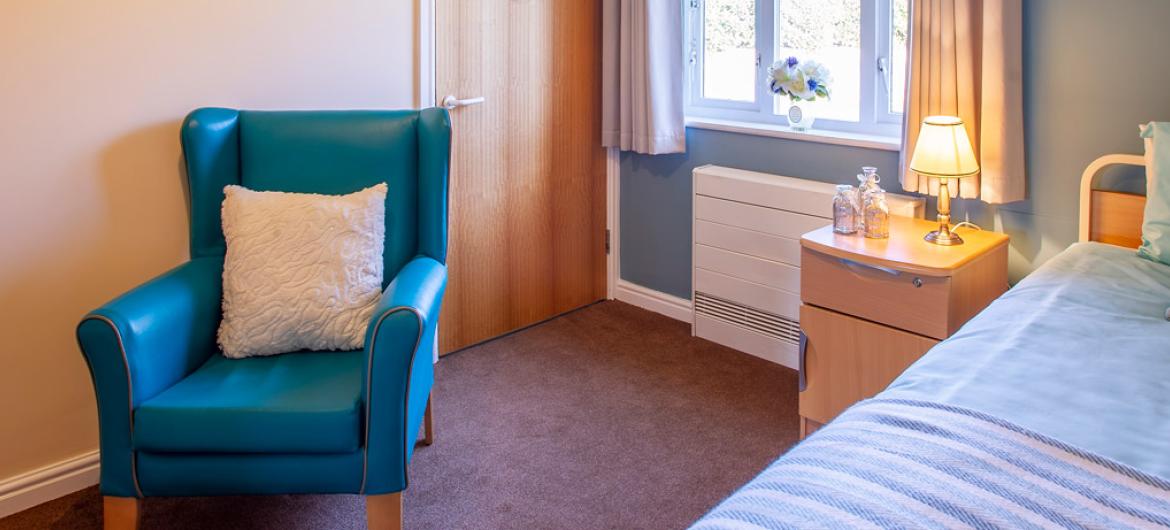 Allanbank care home example bedroom