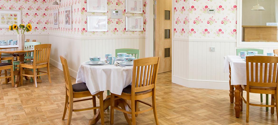 Barony Lodge dining area