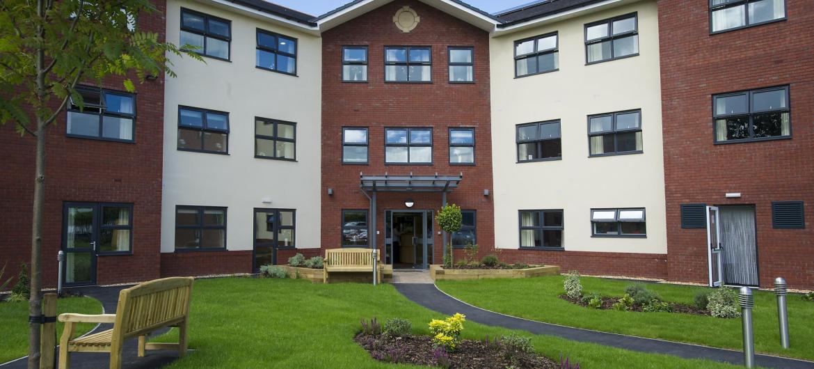 Dementia And Residential Care Home In Telford Lake View