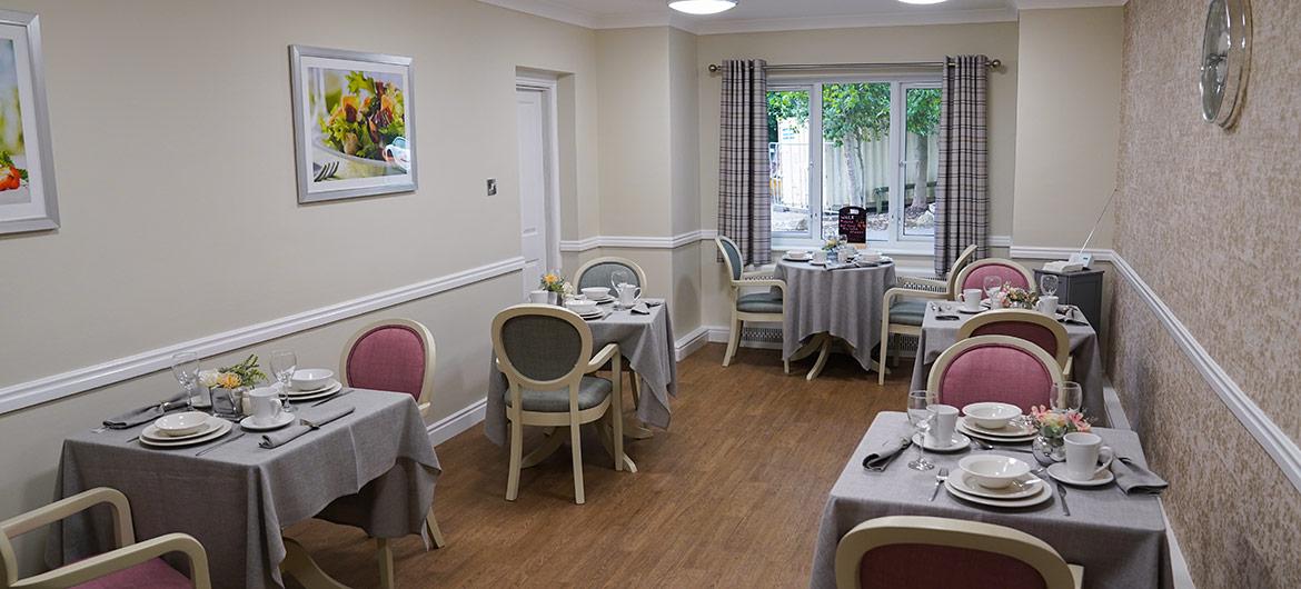 Nunthorpe Oaks dining room