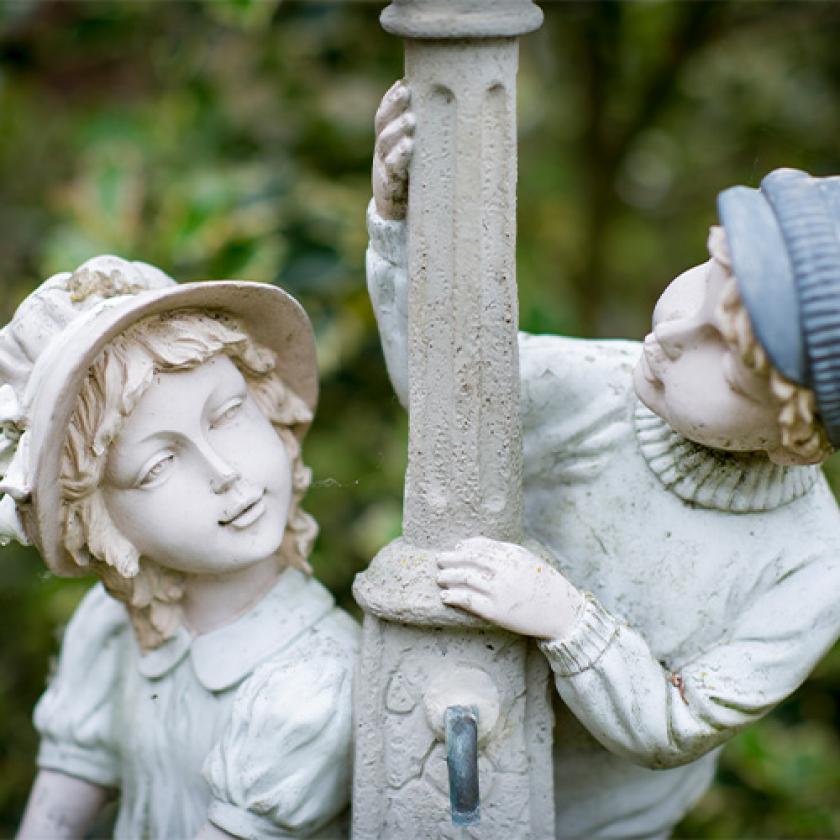 Statue at Lyons Court
